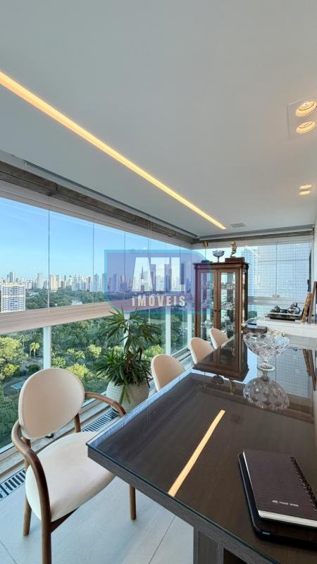 Apartamento 4 Dormitórios